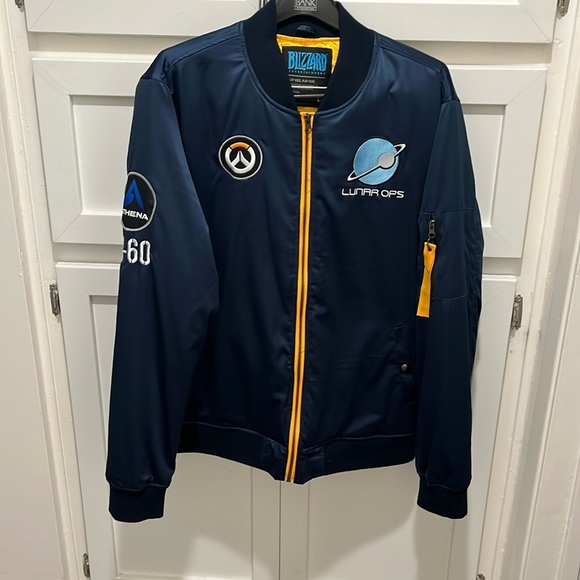 Vintage Bizzard game bommer jacket in Navy!